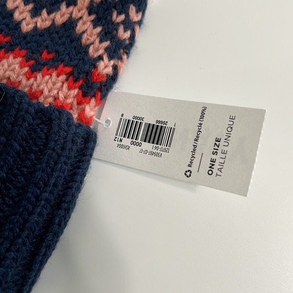 Old Navy Winter Hat - Picture 2 of 4